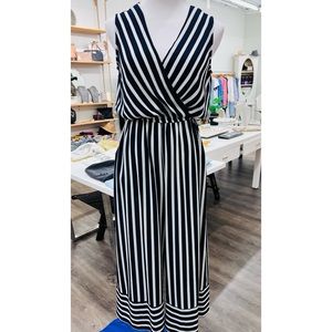 Gypsies & Moondust NWOT striped jumpsuit. Sz M